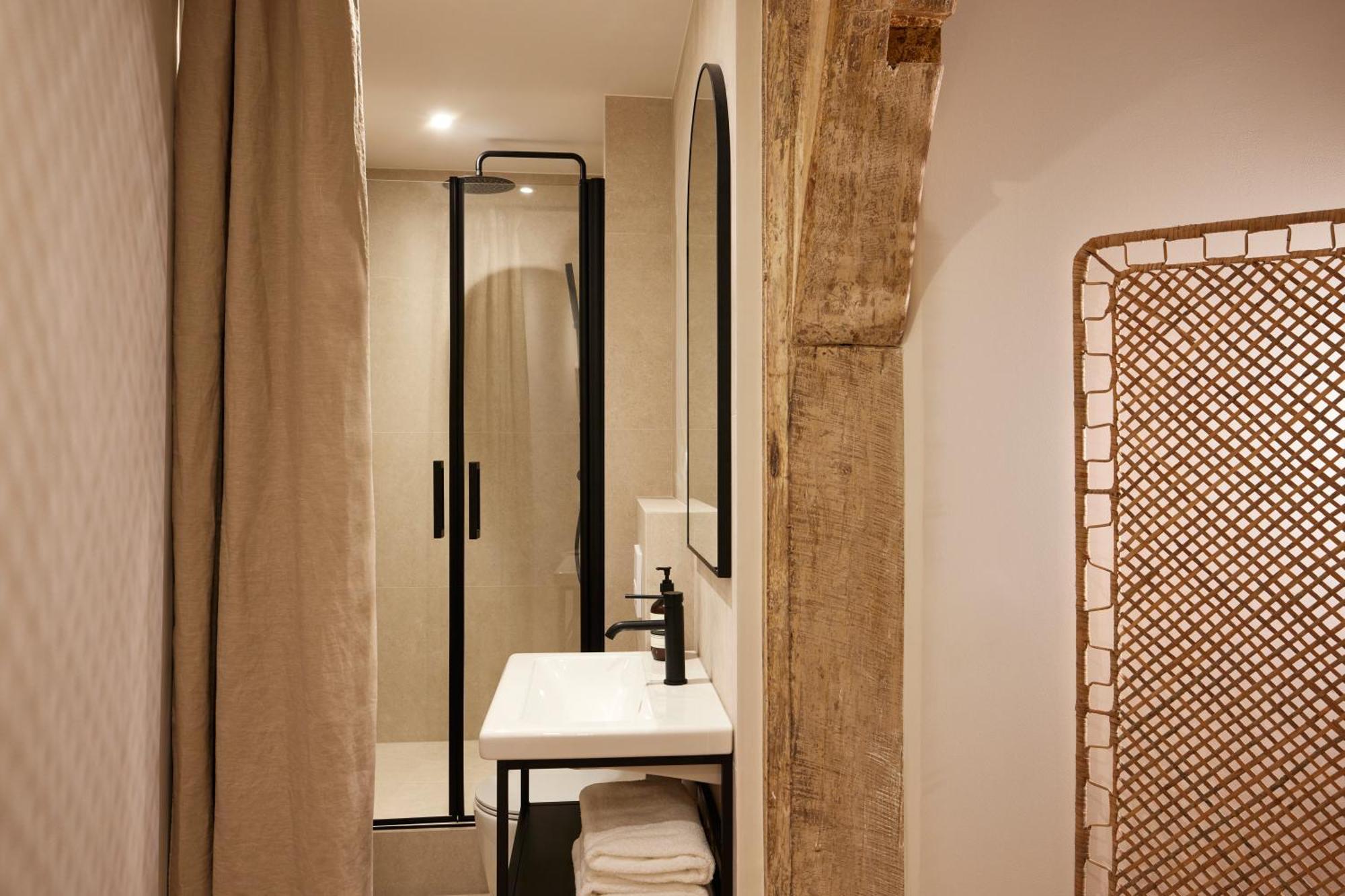 Stylish 2Br & 2Ba With Private Terrace Apartment Paris Exterior foto