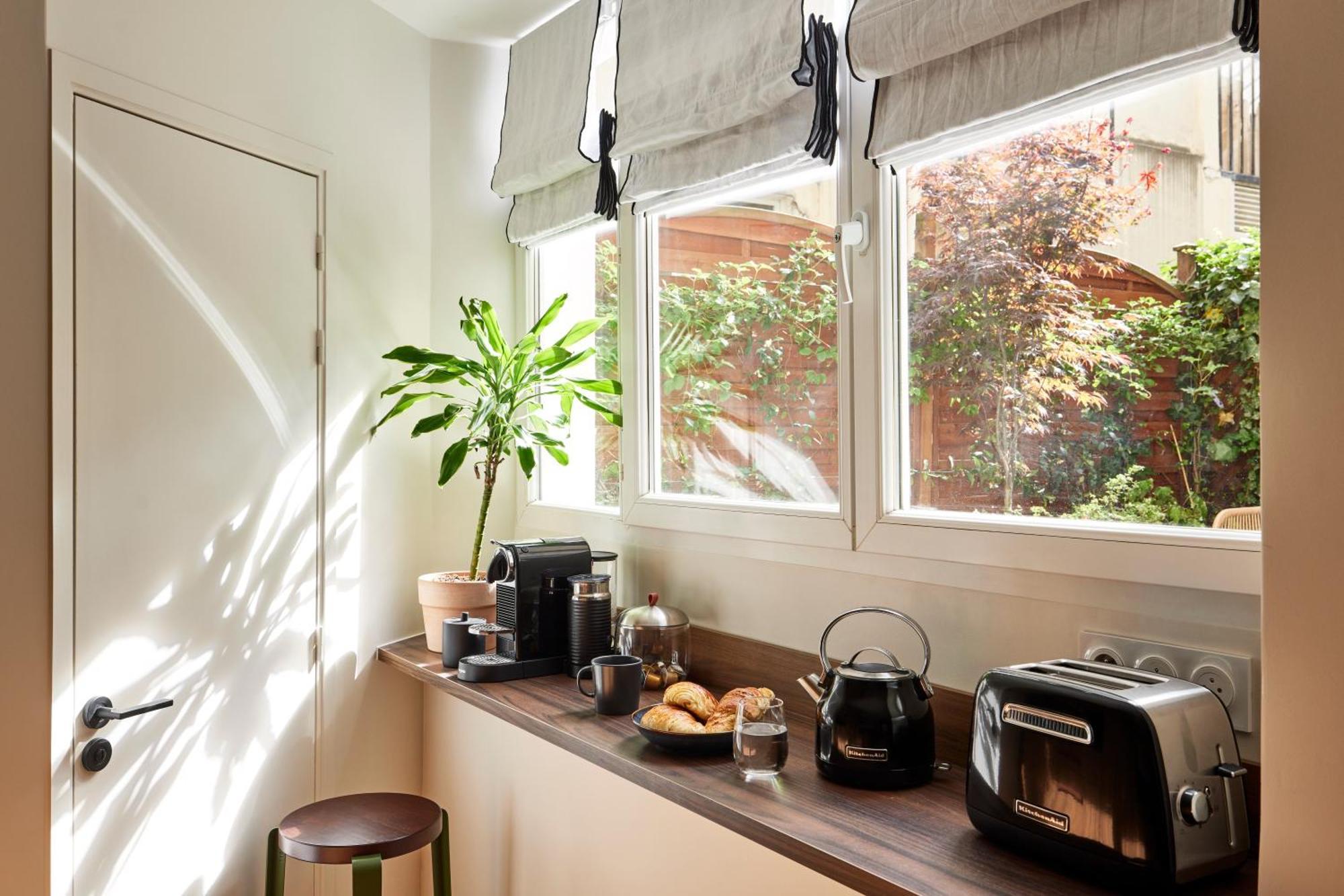 Stylish 2Br & 2Ba With Private Terrace Apartment Paris Exterior foto