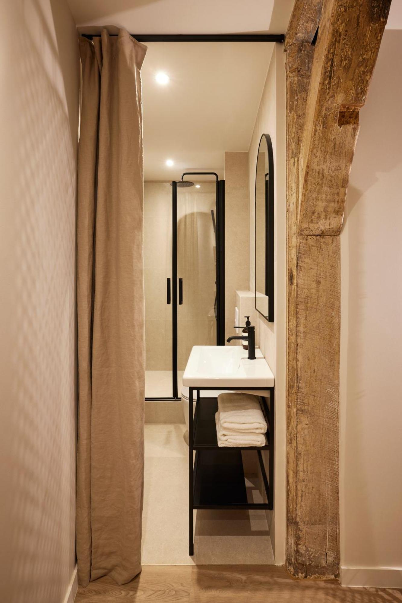 Stylish 2Br & 2Ba With Private Terrace Apartment Paris Exterior foto
